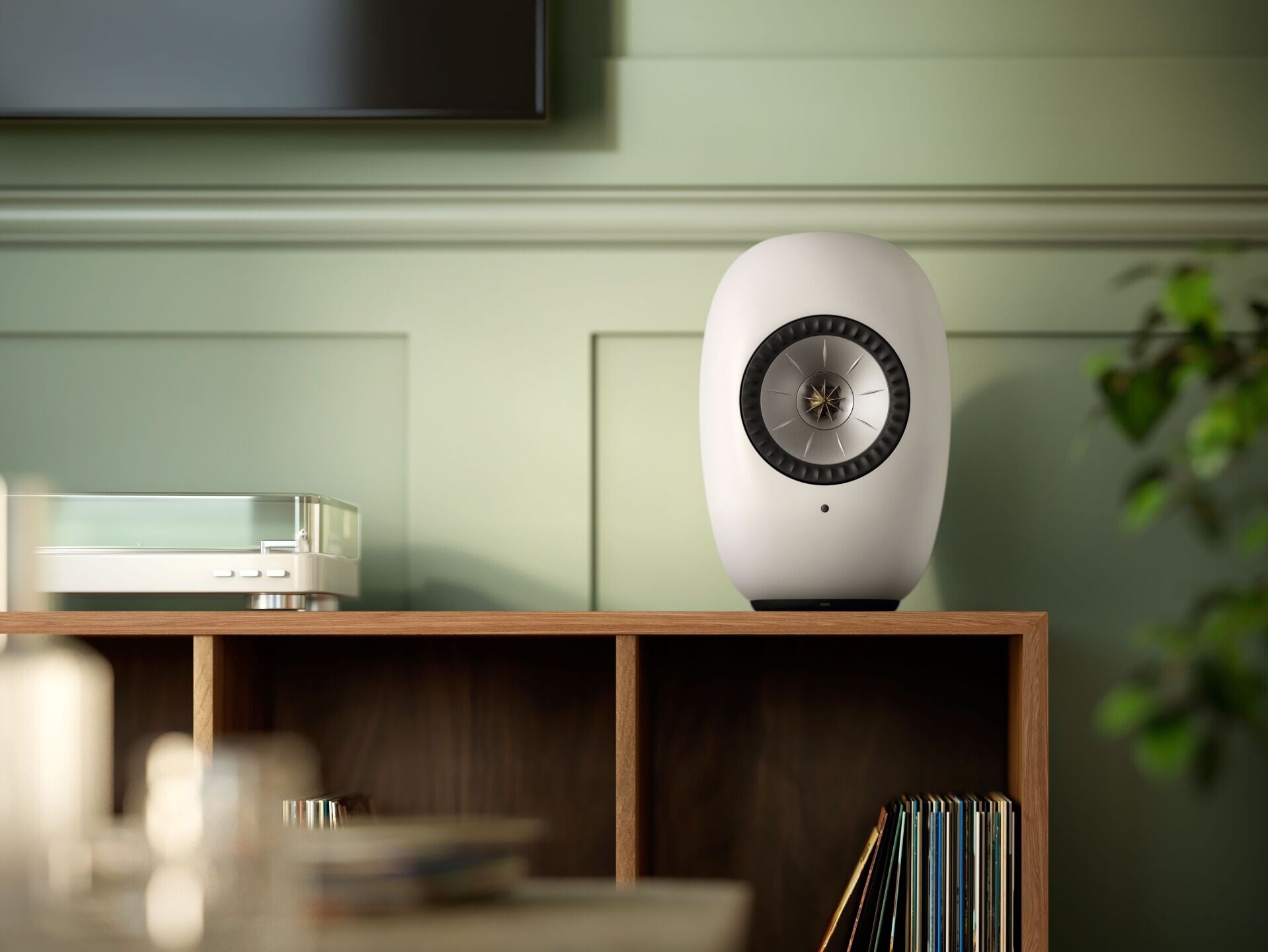 KEF LS LUXE有黑、白及鈦色,天然融入家居。