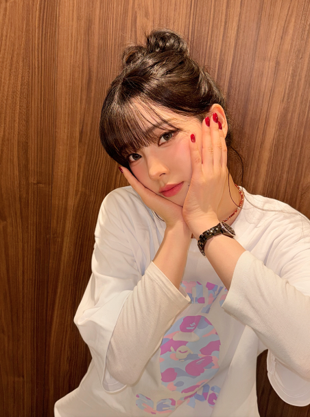 BAPE × aespa 聯名系列登場 注入 K-POP 元素打造韓風街頭造型