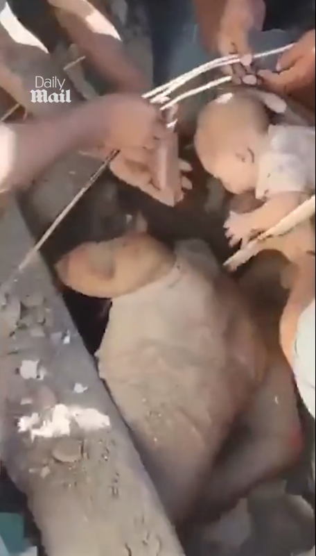 哥倫比亞地震|民眾裸體跳樓逃生 教堂尖塔倒下嚇驚遊客(有片)