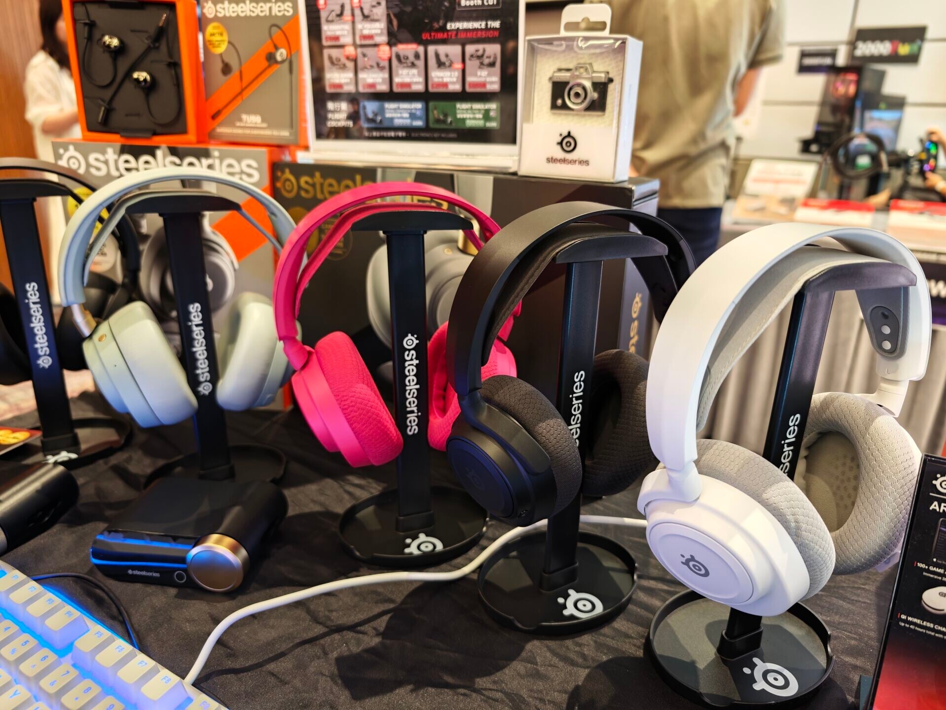 Steelseries電競耳機$1399起。