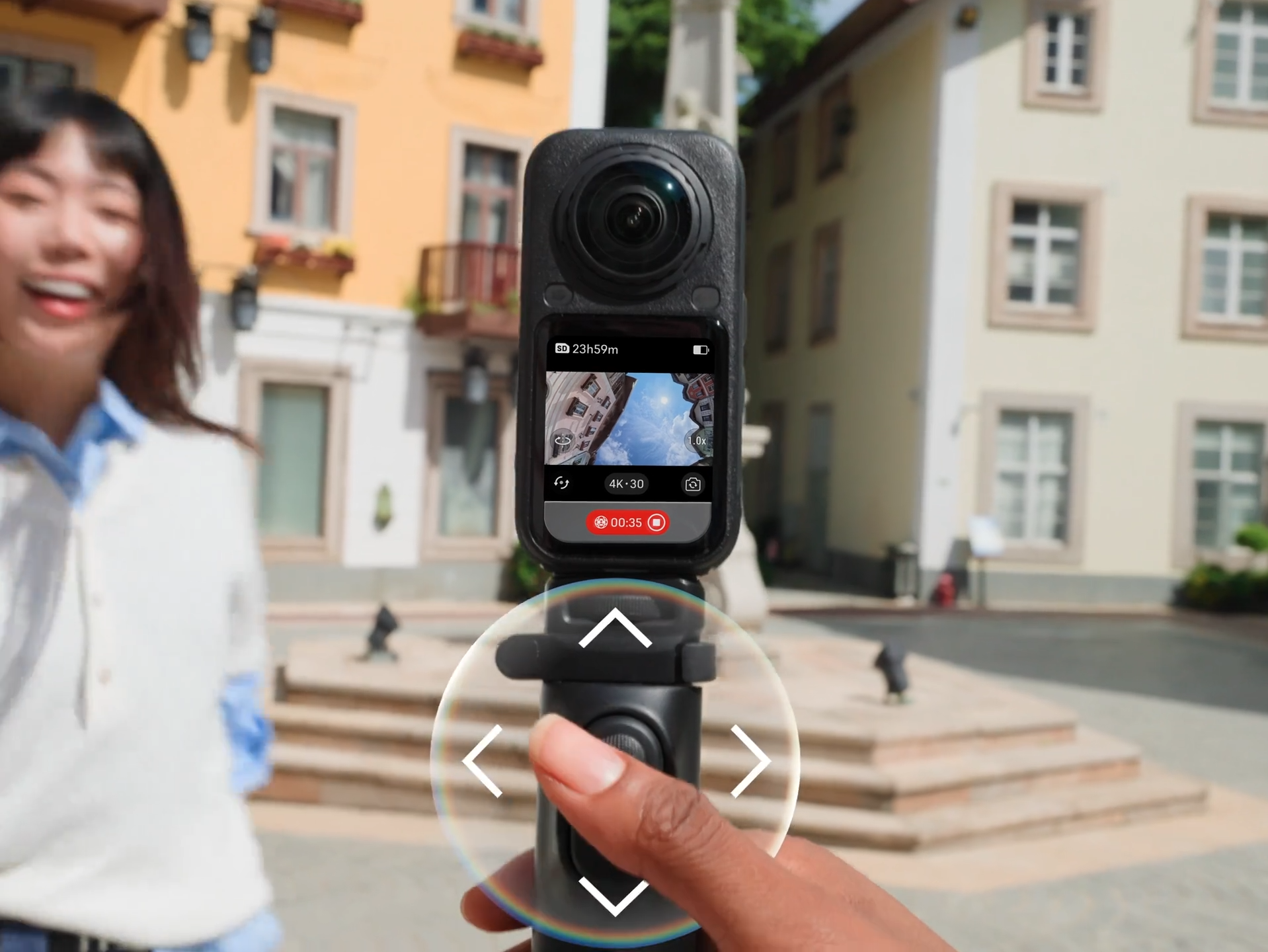 Insta360 X6能先拍攝360影片後取景。