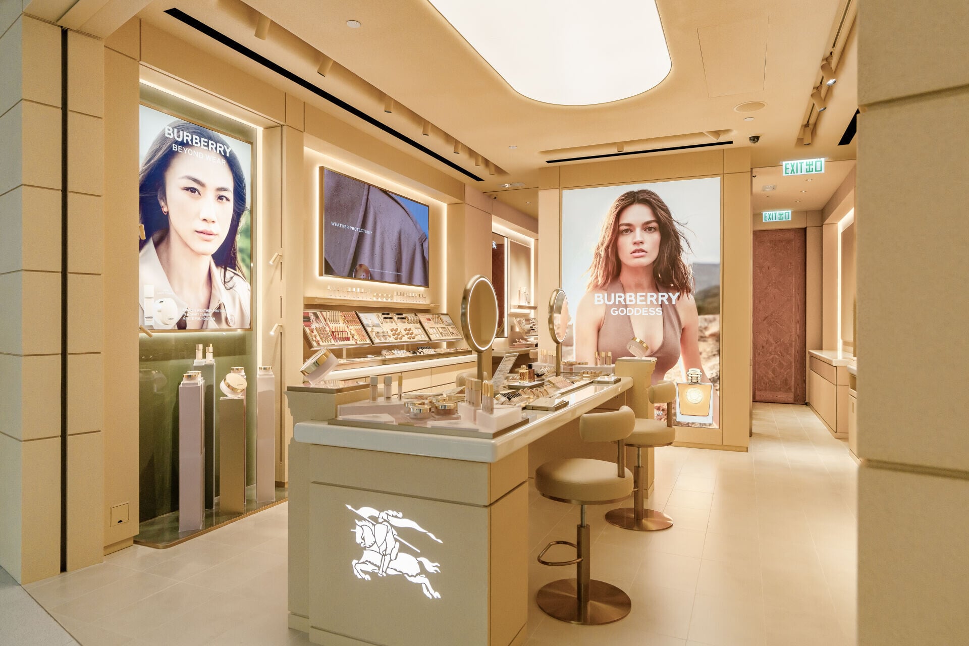 中環 ifc 新店展現英倫美學
