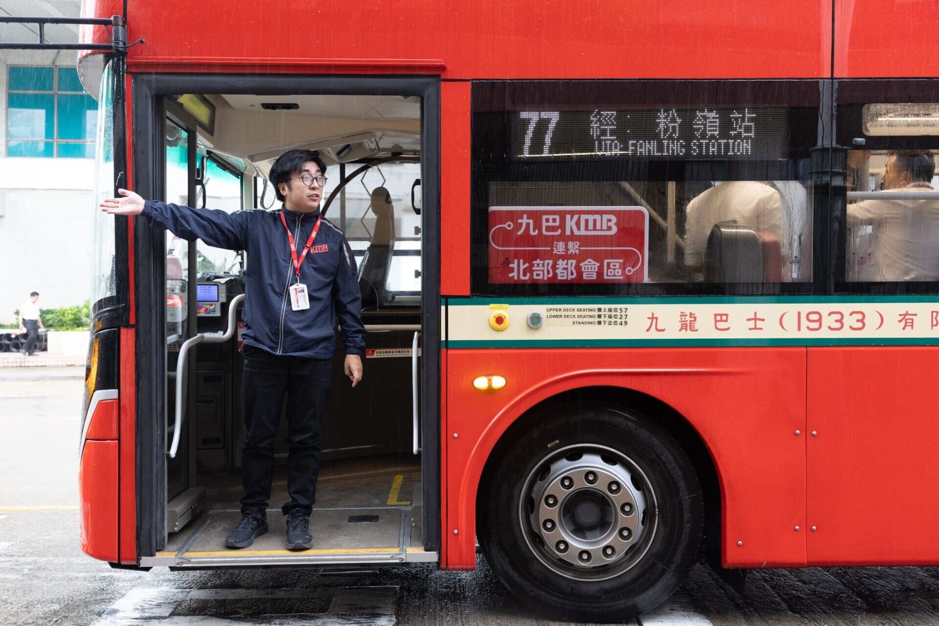 九巴首條北都路線77號8.17投入服務,往返粉嶺鳳凰嶺邨及上水。(蘇文傑攝)