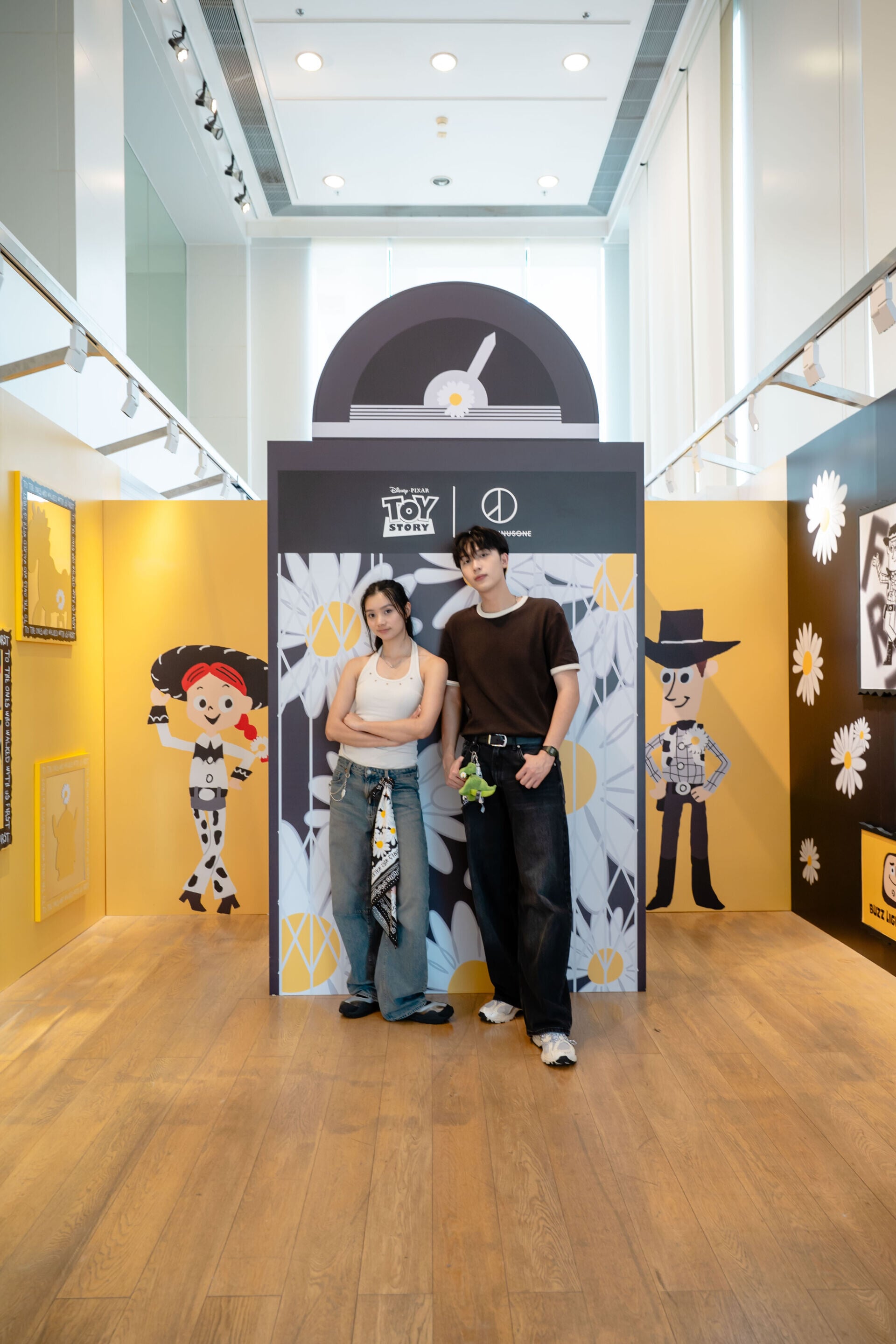 “THE FIRST FAN Photo Zone” Art Exhibition 5