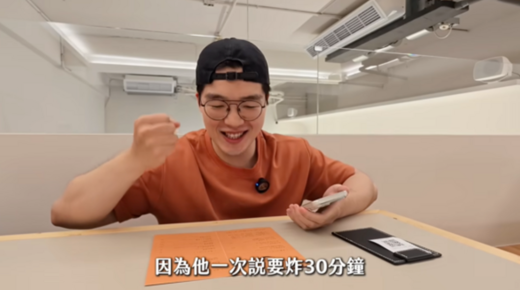 大胃王YouTuber豪豪到訪任食炸豬扒店,但每次點餐要等30分鐘