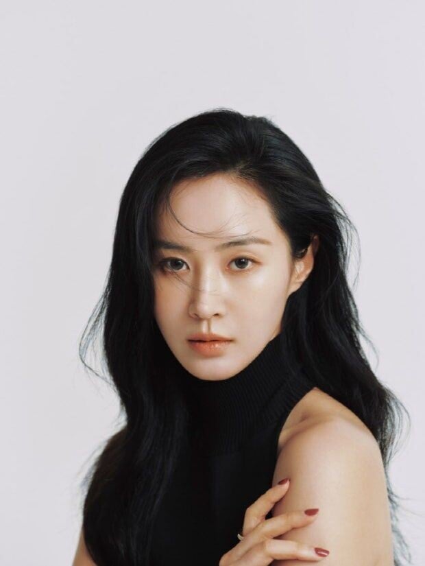 權俞利 27