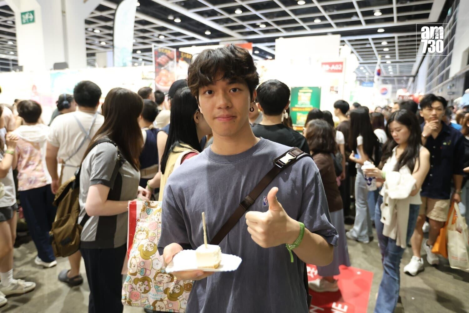 梁先生看到網上推介,首次入場。(周令知攝)