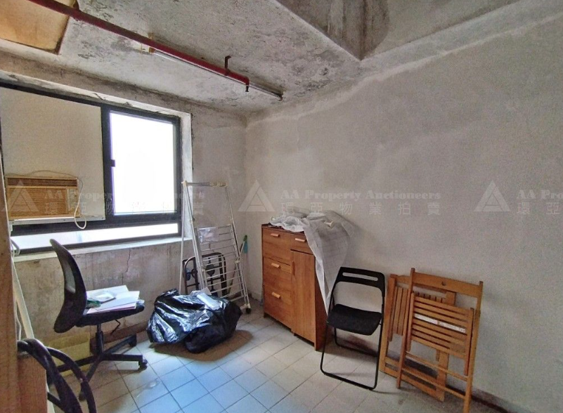 豪宅區跑馬地出現開價僅18萬元的物業,位於跑馬地豪軒,實用面積約200平方呎,屬於非住宅用途。(環亞拍賣行圖片)