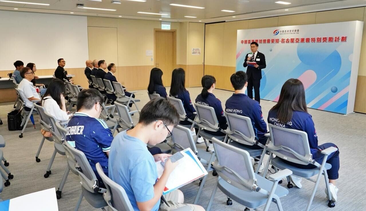 壁球總會主席、立法會議員邱達根