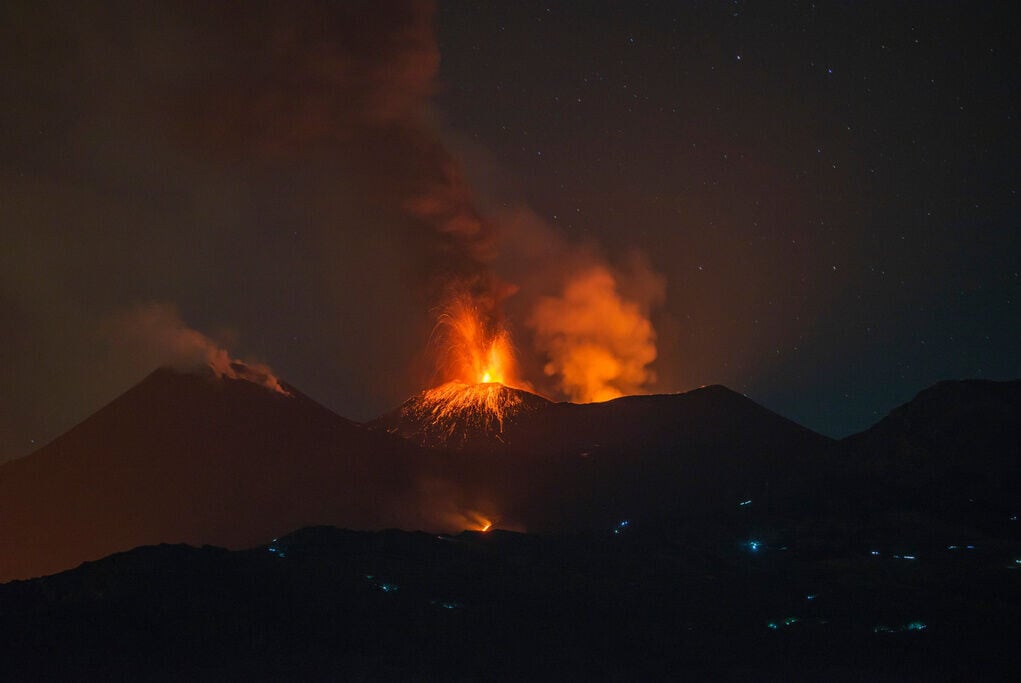意大利埃特納火山爆發