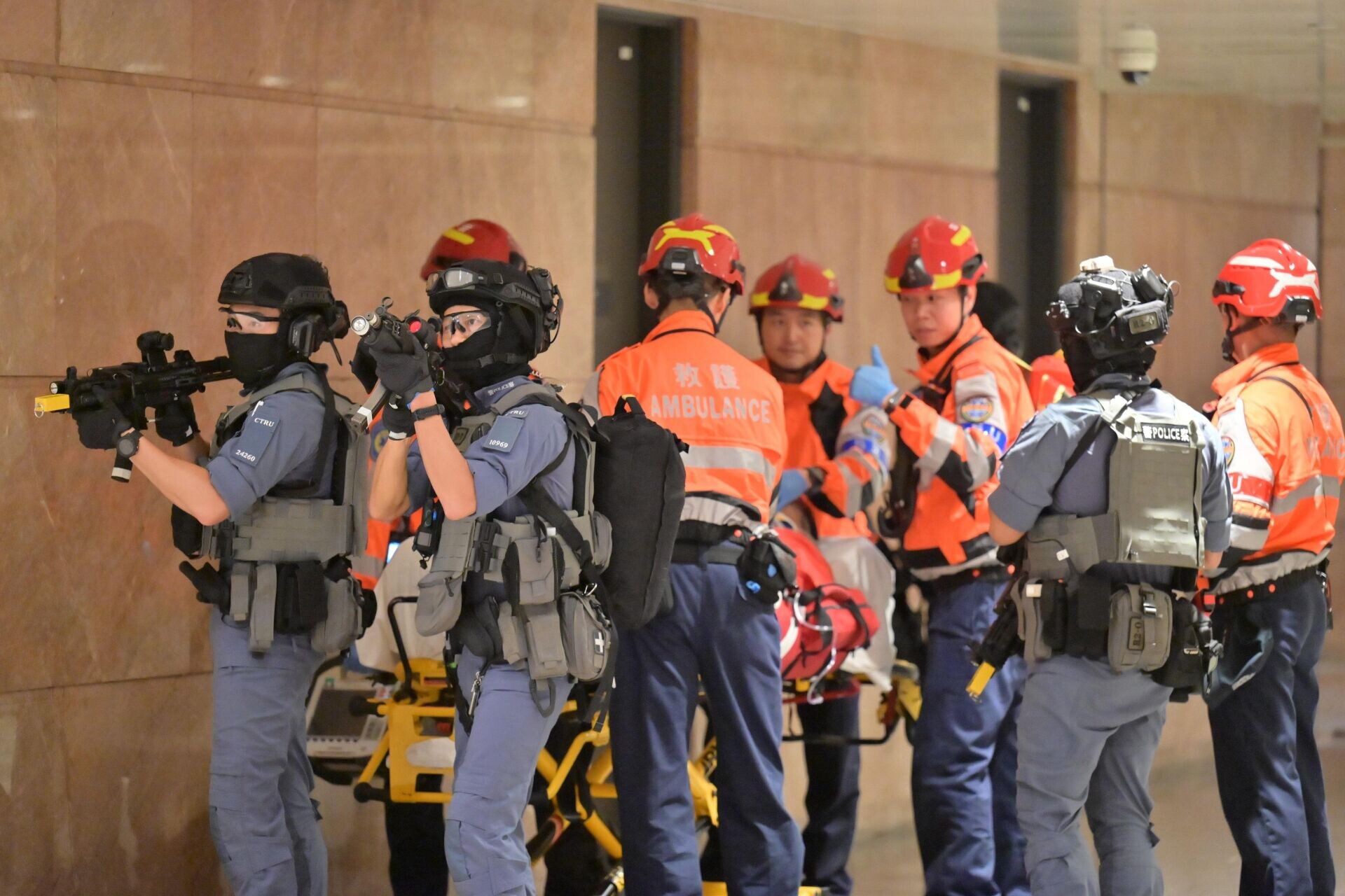 國際刑警組織第94屆全體大會11月在香港舉行,警務處連同多個政府部門舉行跨部門綜合演習。(政府新聞處)