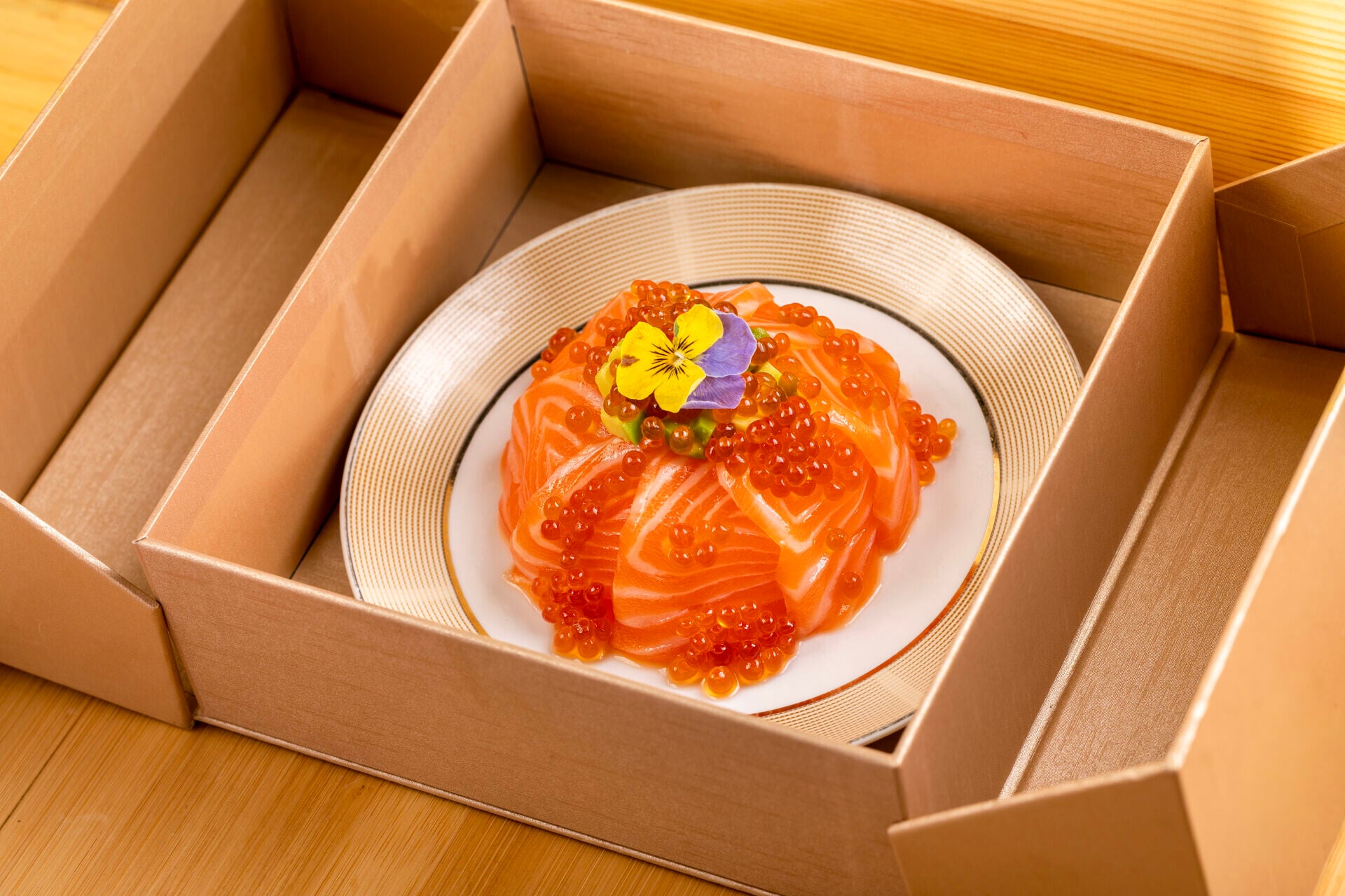三文魚刺身蛋糕 Salmon Sushi Cake