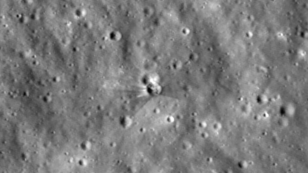 SpaceX火箭殘骸撞月球