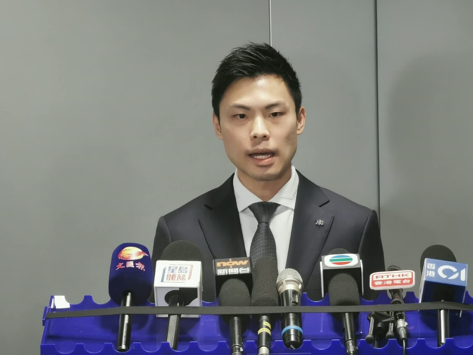 警葵涌荃灣搗3毒品倉檢140萬元貨,4男被捕年齡介乎16至19歲。