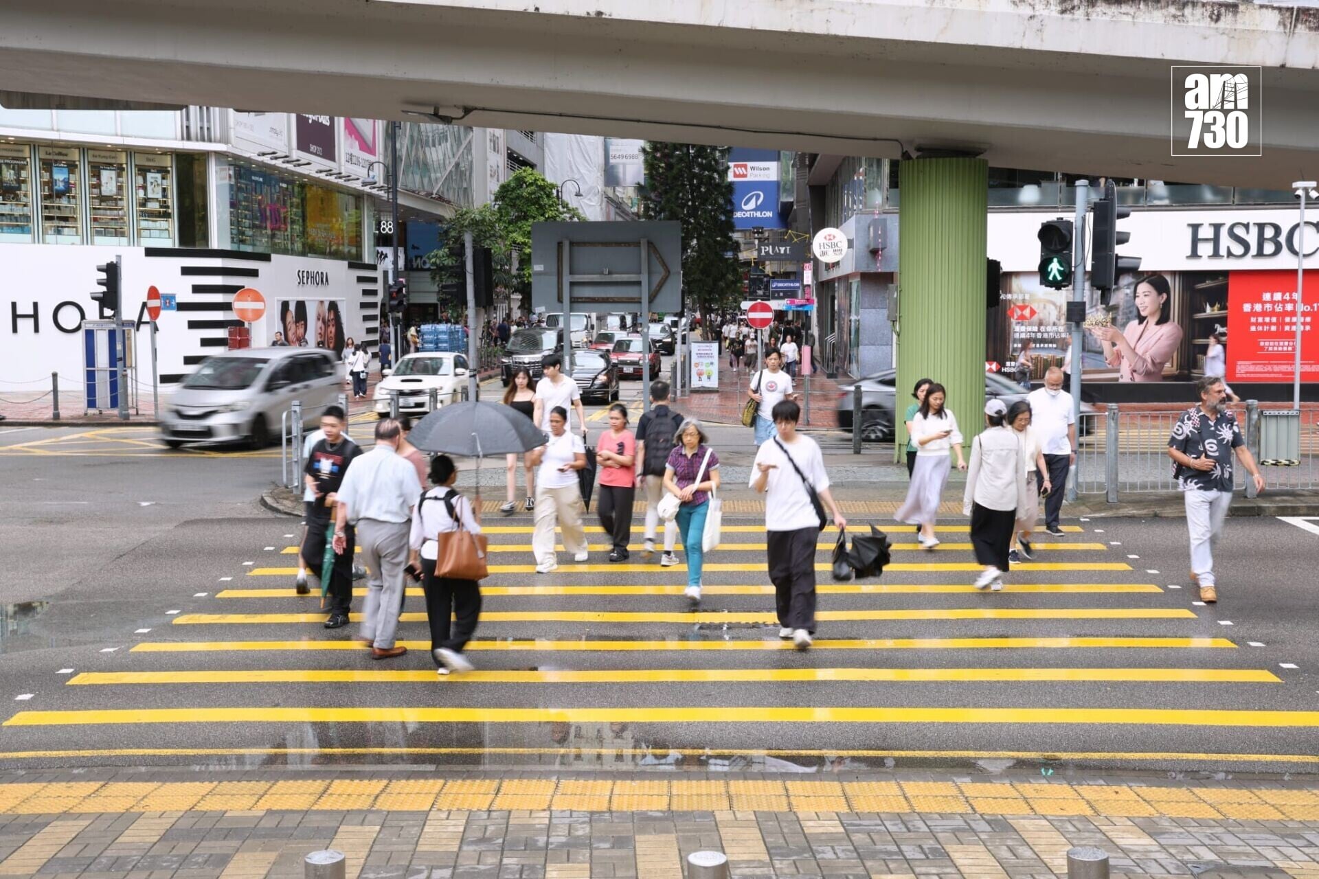 銅鑼灣告士打道與記利佐治街交界近維園的燈口。(林俊源攝)
