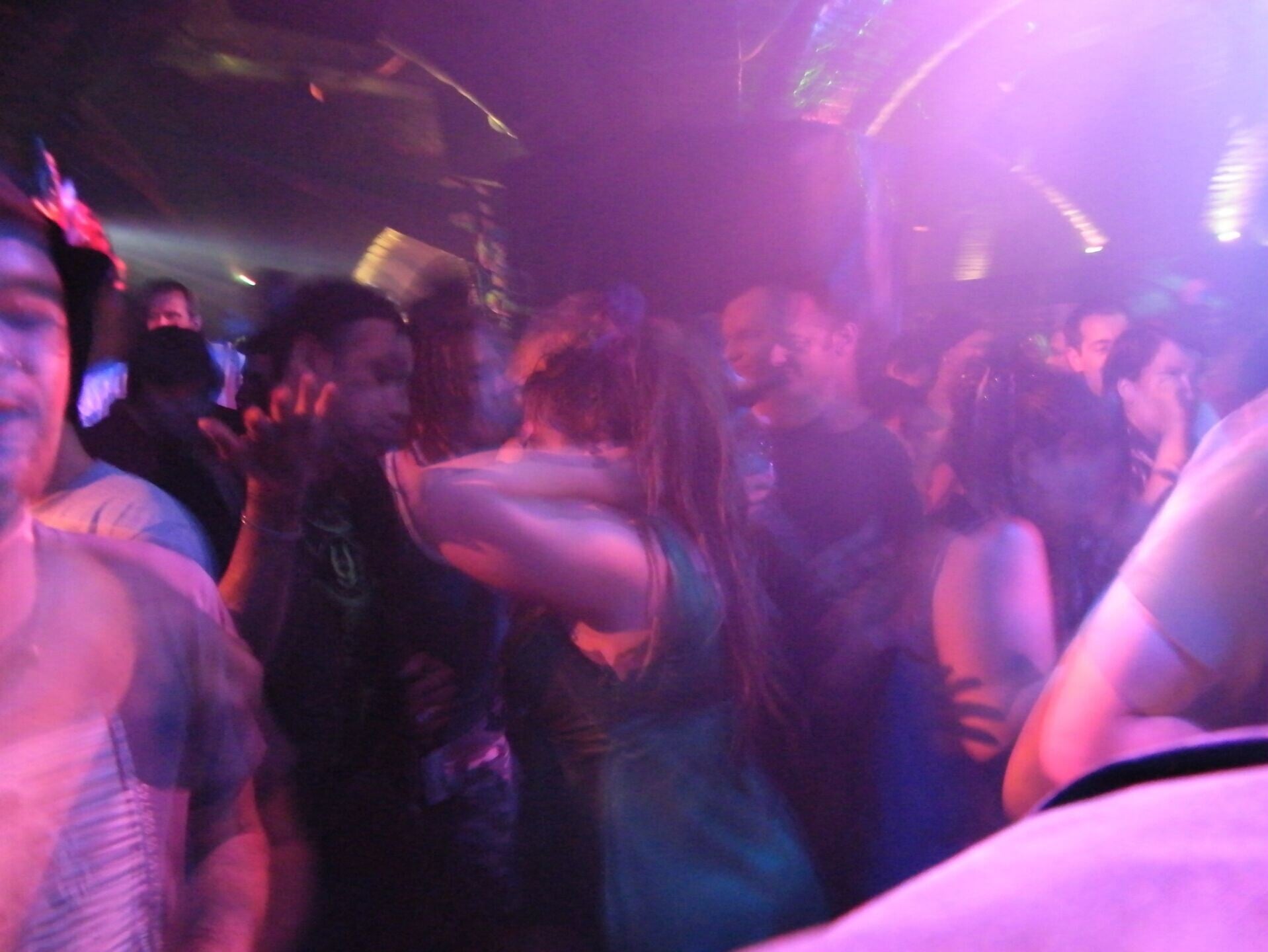 Ericbarns dancing 206740