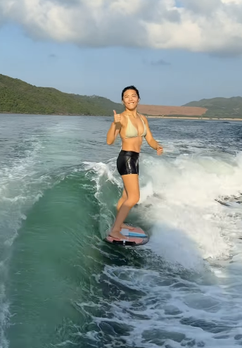 胡予安 減肥後滑水2