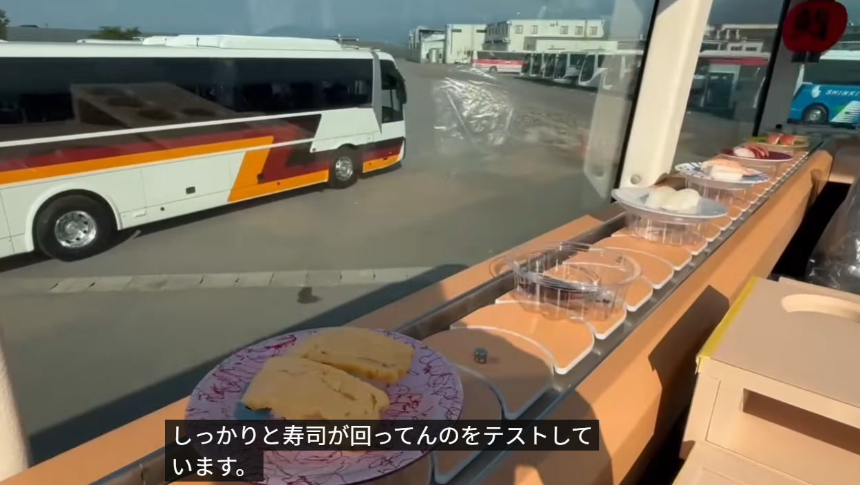 日本東京雙層「迴轉壽司巴士」吸遊客 1.6萬日圓70分鐘任食同時賞景