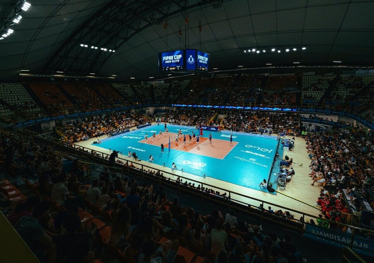 這場男排友誼賽「FIPAV Cup Men Elite」在意大利雷焦卡拉布里亞(Reggio Calabria)體育館舉行。(X)