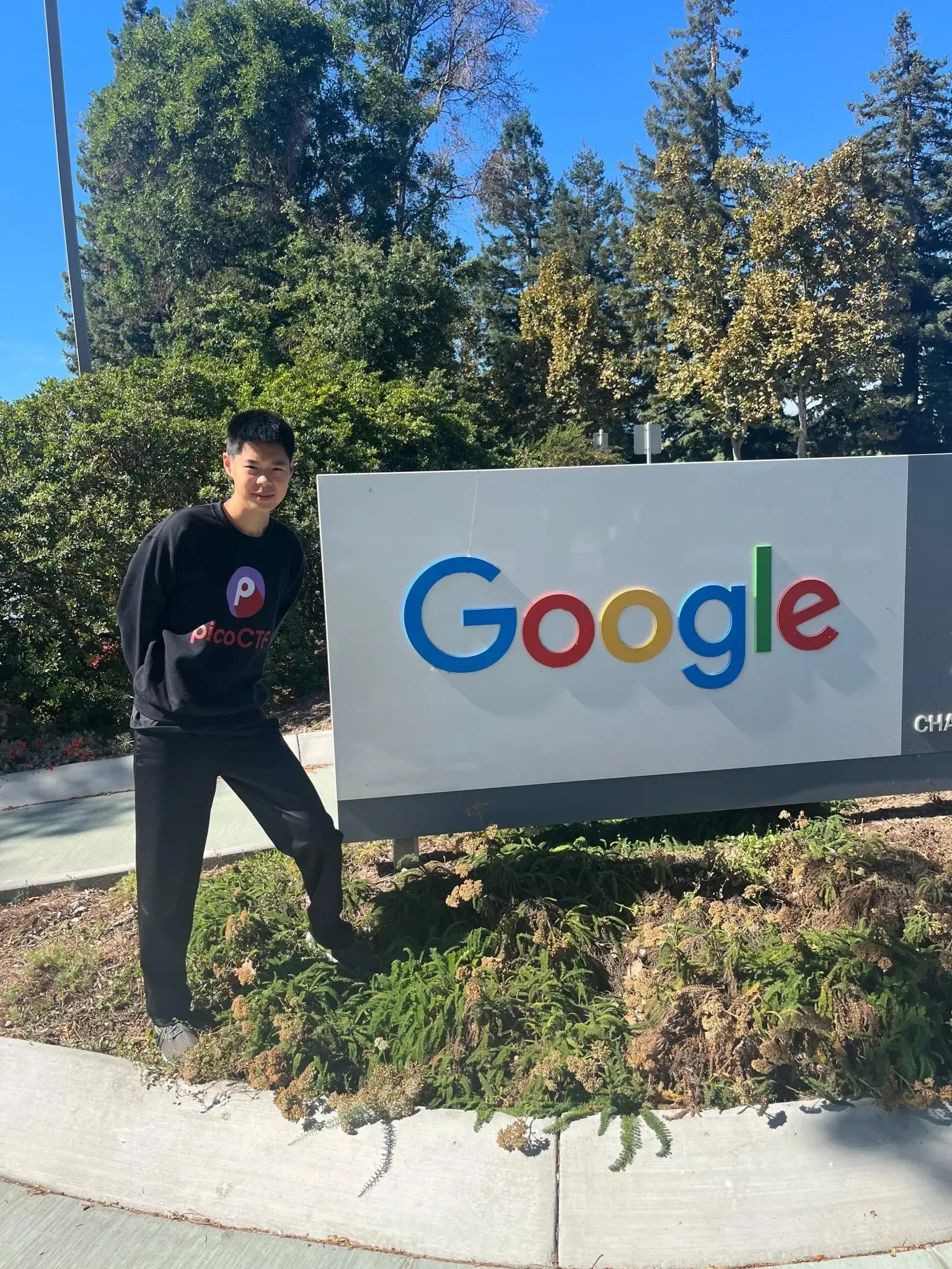 Stanley Zhong雖未有入讀名校,但獲Google聘為全職軟件工程師