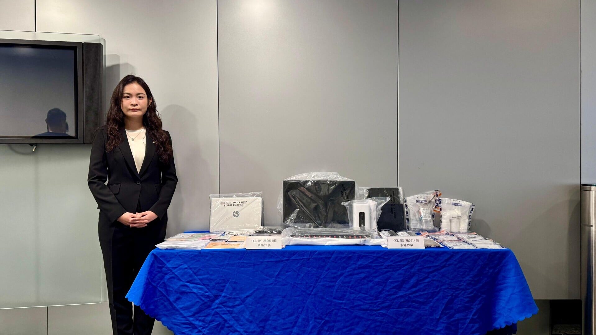 警方交代案情。