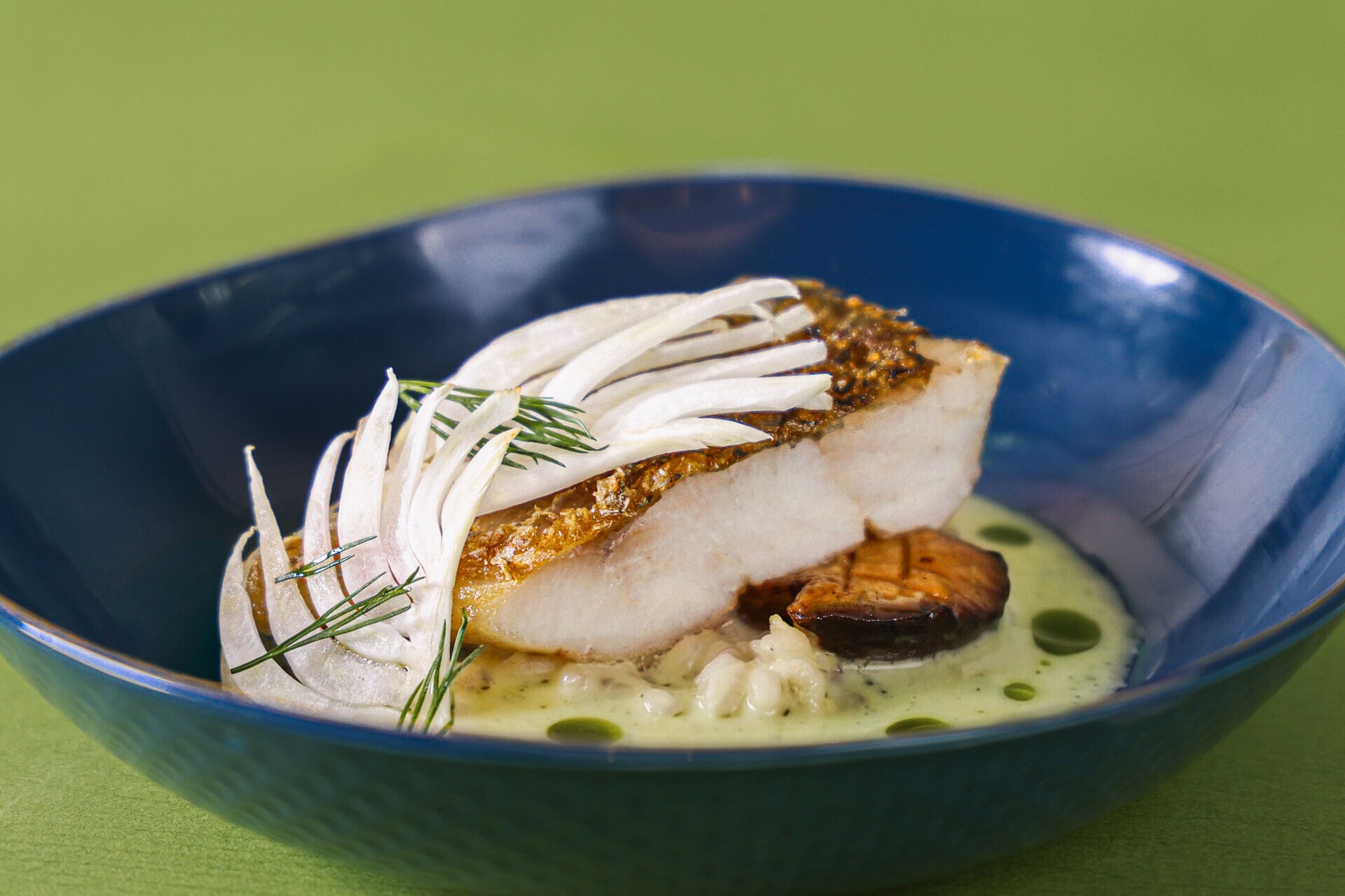 Seasonal Catch with Uji Yabukita Matcha Lemon Sauce and Pearl Barley 時令鮮魚配藪北宇治抹茶檸檬汁及薏米