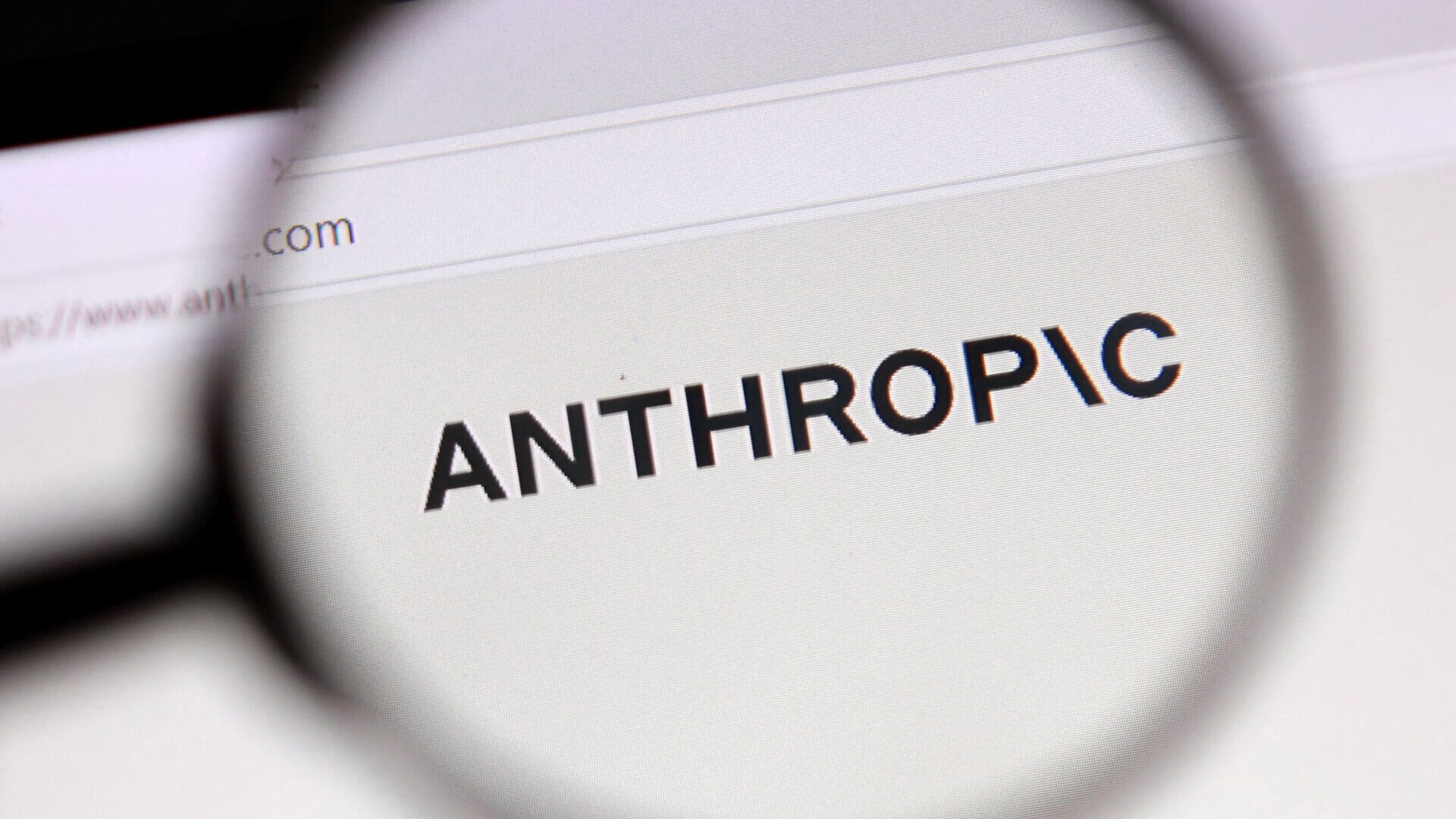 據報Anthropic選擇在納斯達克掛牌上市。(資料圖片/路透社)