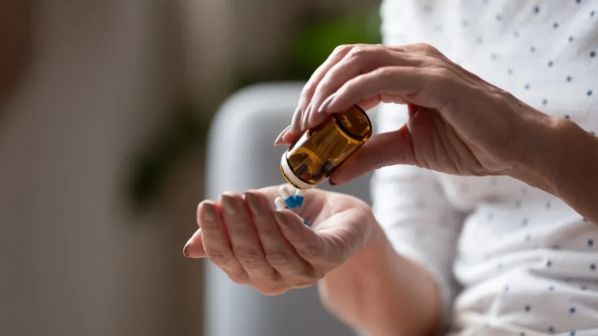 吃完一個療程抗生素，你的口腔裡發生了甚麼？
