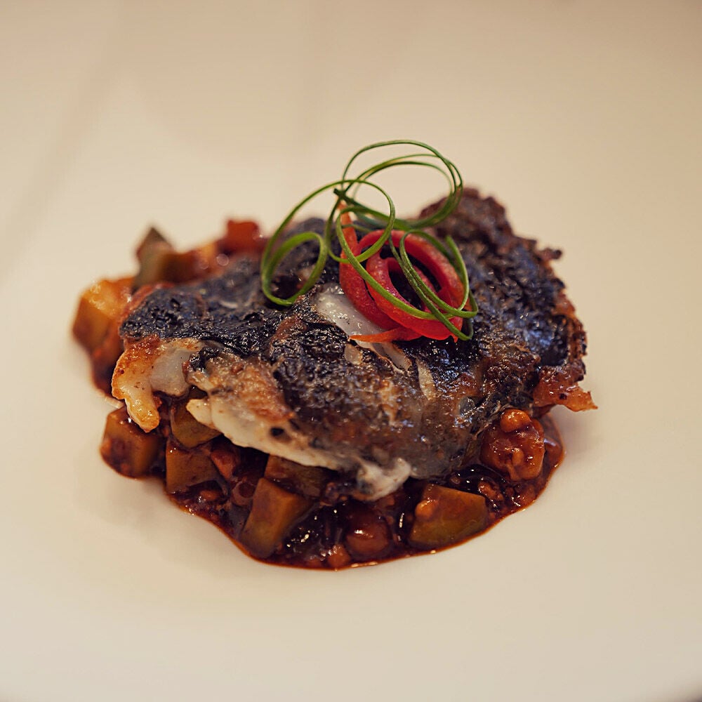 麻辣牛油果豆腐燉煎魚臉