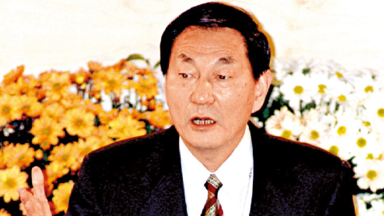 奇招百出的朱鎔基
