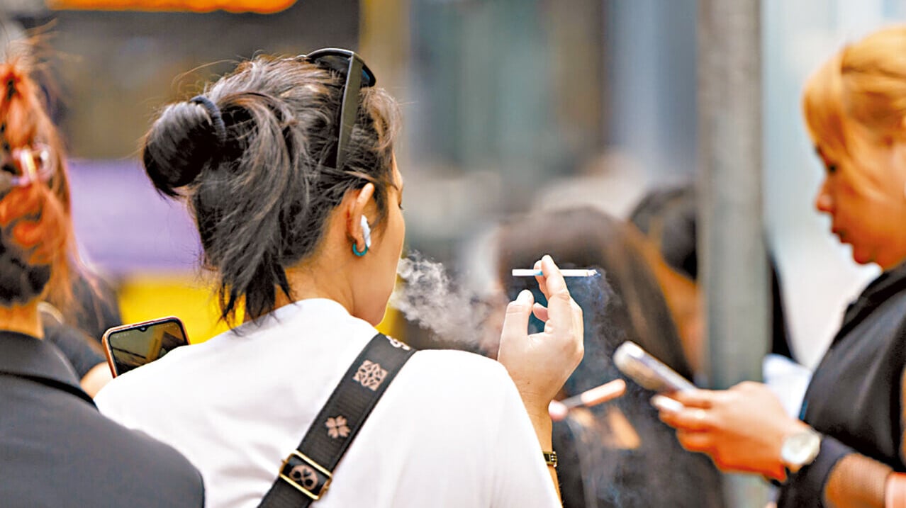 香港的控煙條例比百多個其他國家更嚴勵。(中通社)