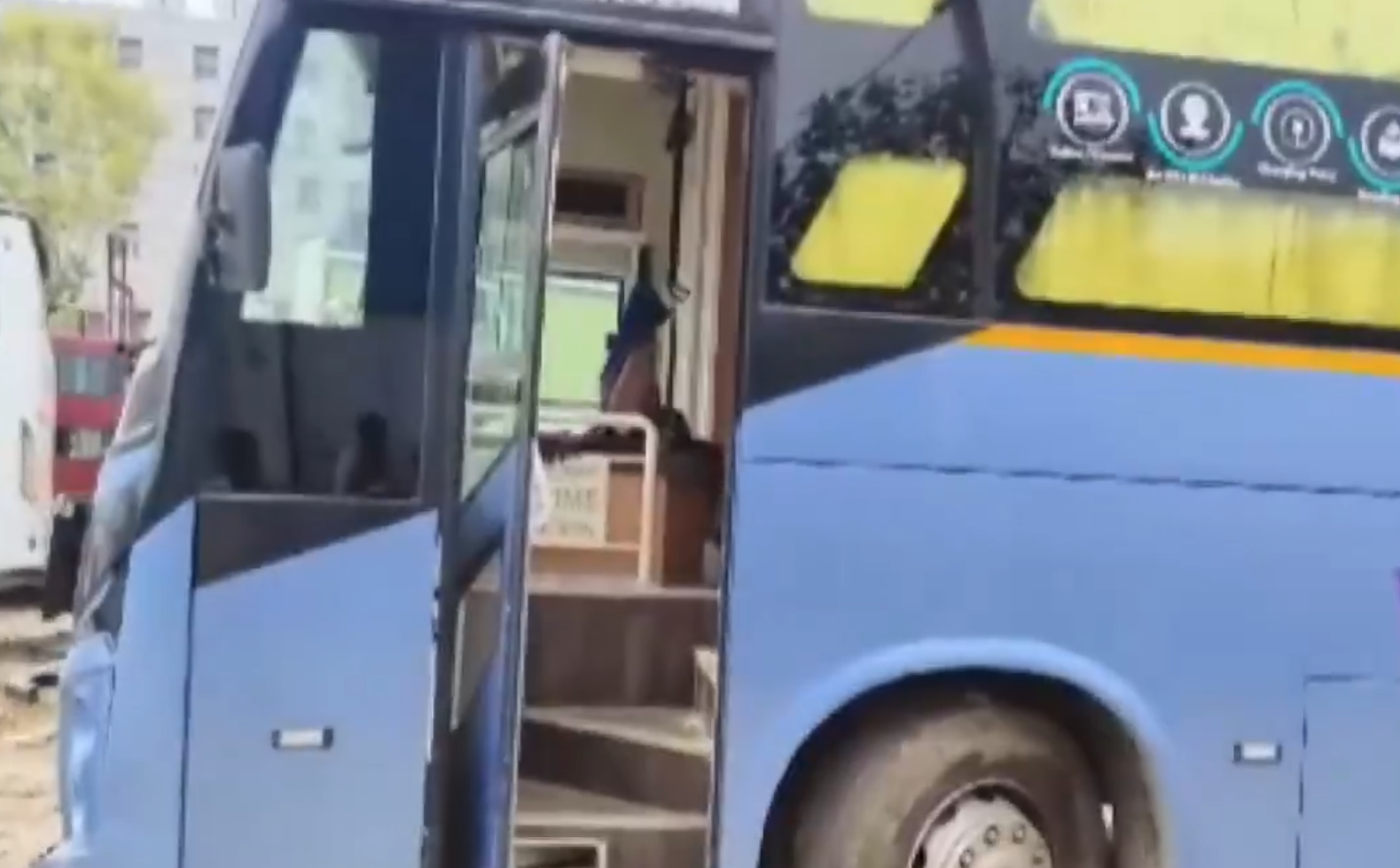 印度16歲少女深夜落錯車被誘上巴士 慘遭司機售票員輪流性侵棄路邊