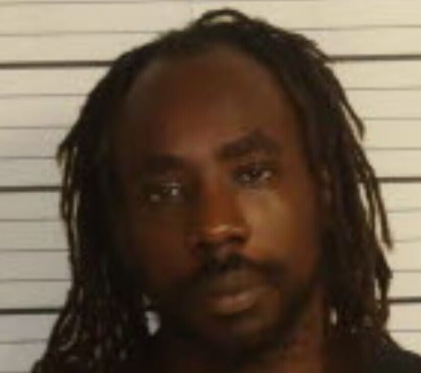 被捕32歲男子的Anthony Gailey-Burdine。(X)