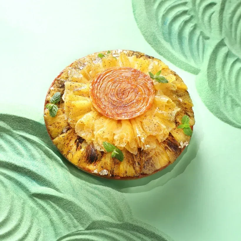 Citrus Noir Pineapple Tart square 1