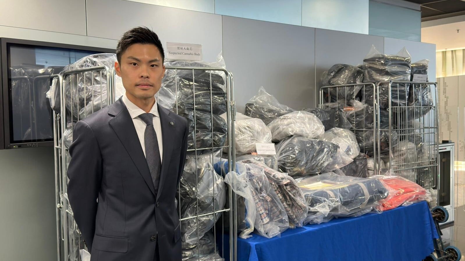 長沙灣工廈毒品倉空氣清新機辟味　警檢5700萬大麻花拘兩男
