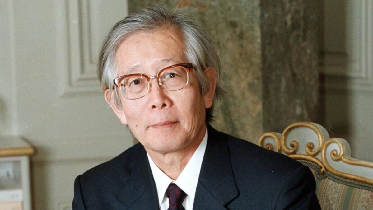 諾貝爾化學獎得主白川英樹病逝享年90歲 推翻「塑膠不導電」定律