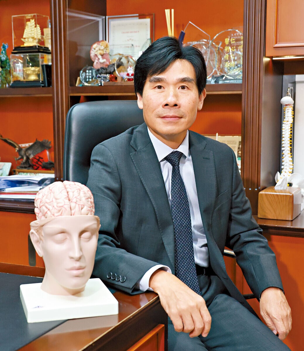 霍錦福指出,兒童出現不明原因記憶衰退、頭痛,應及早進行腦血管檢查,以免延誤治療。