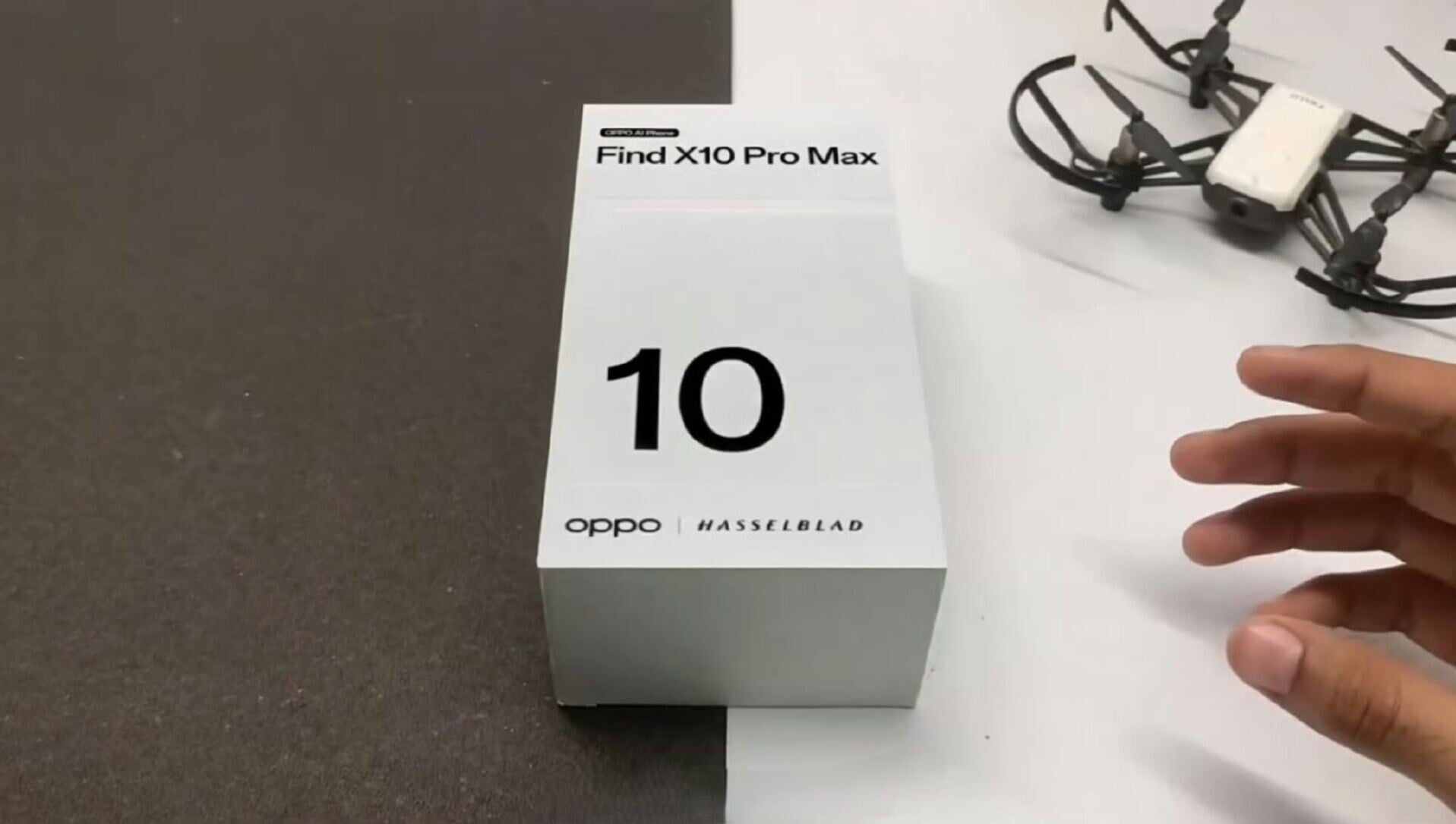 OPPO Find X10 規格傳包括邊框不到 1mm 的 OPPO 史上最窄四等邊直屏