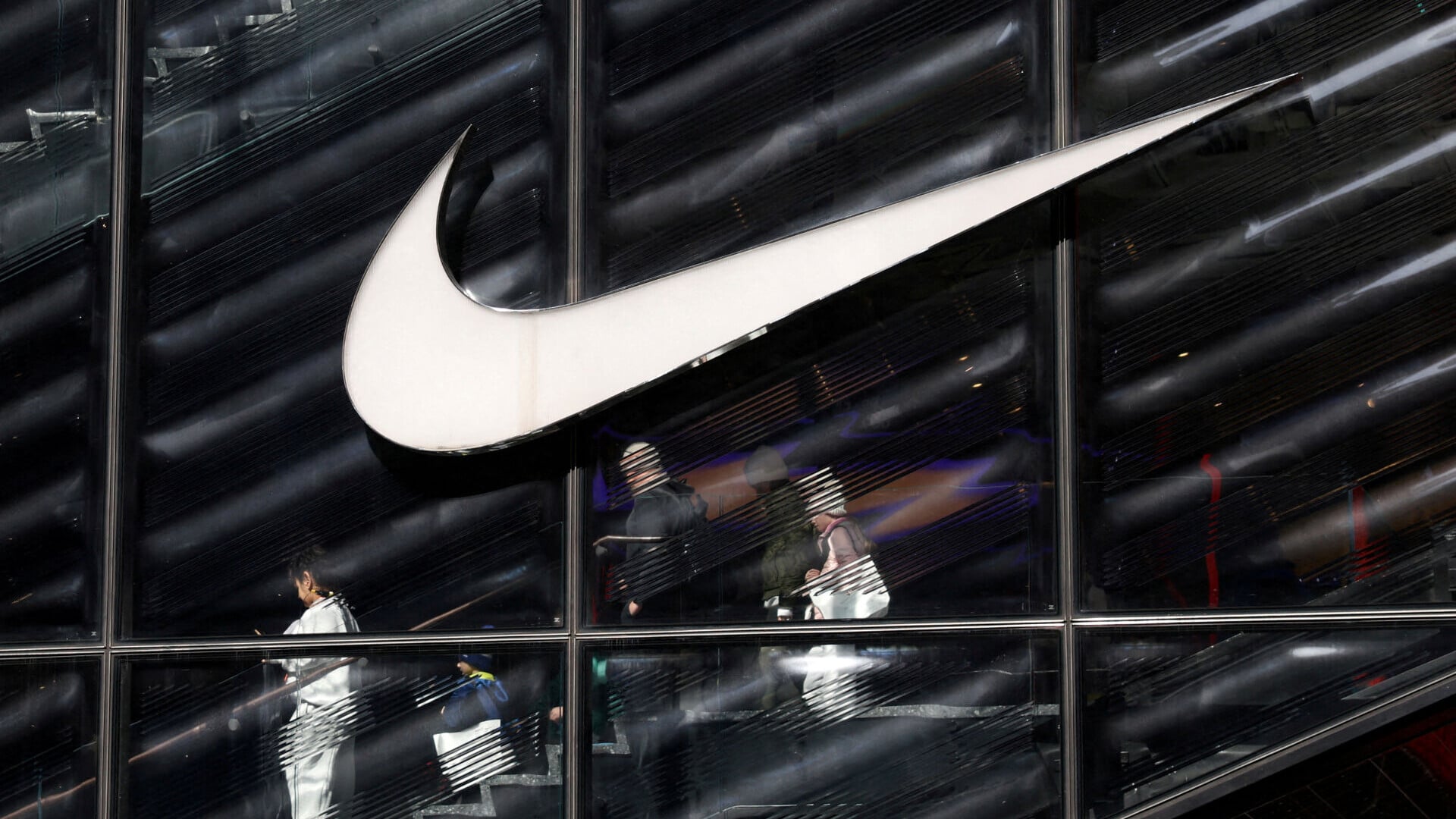 標普道瓊斯指數公司宣布，Nike被剔除標普100指數。(資料圖片/路透社)