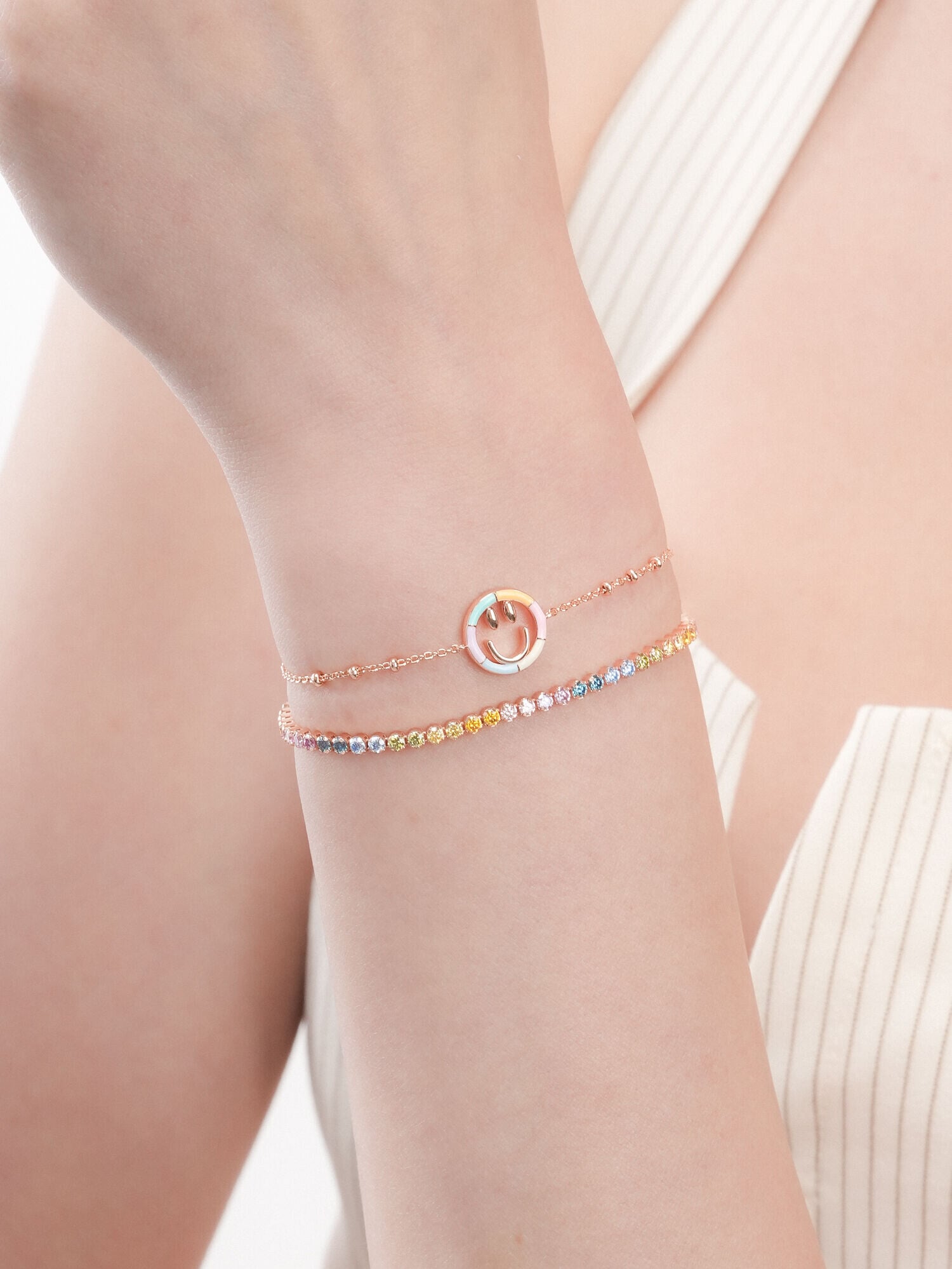 Smiley Face Reversible Bracelet RG 4