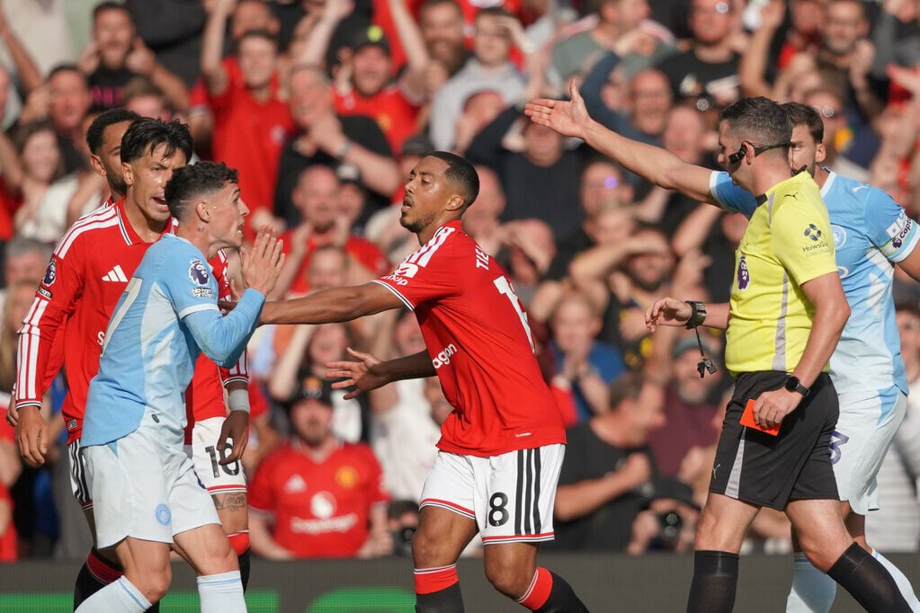 英超|菲爾科頓(Phil Foden)23分鐘領紅,令曼城大部份時間少踢一人(AP)