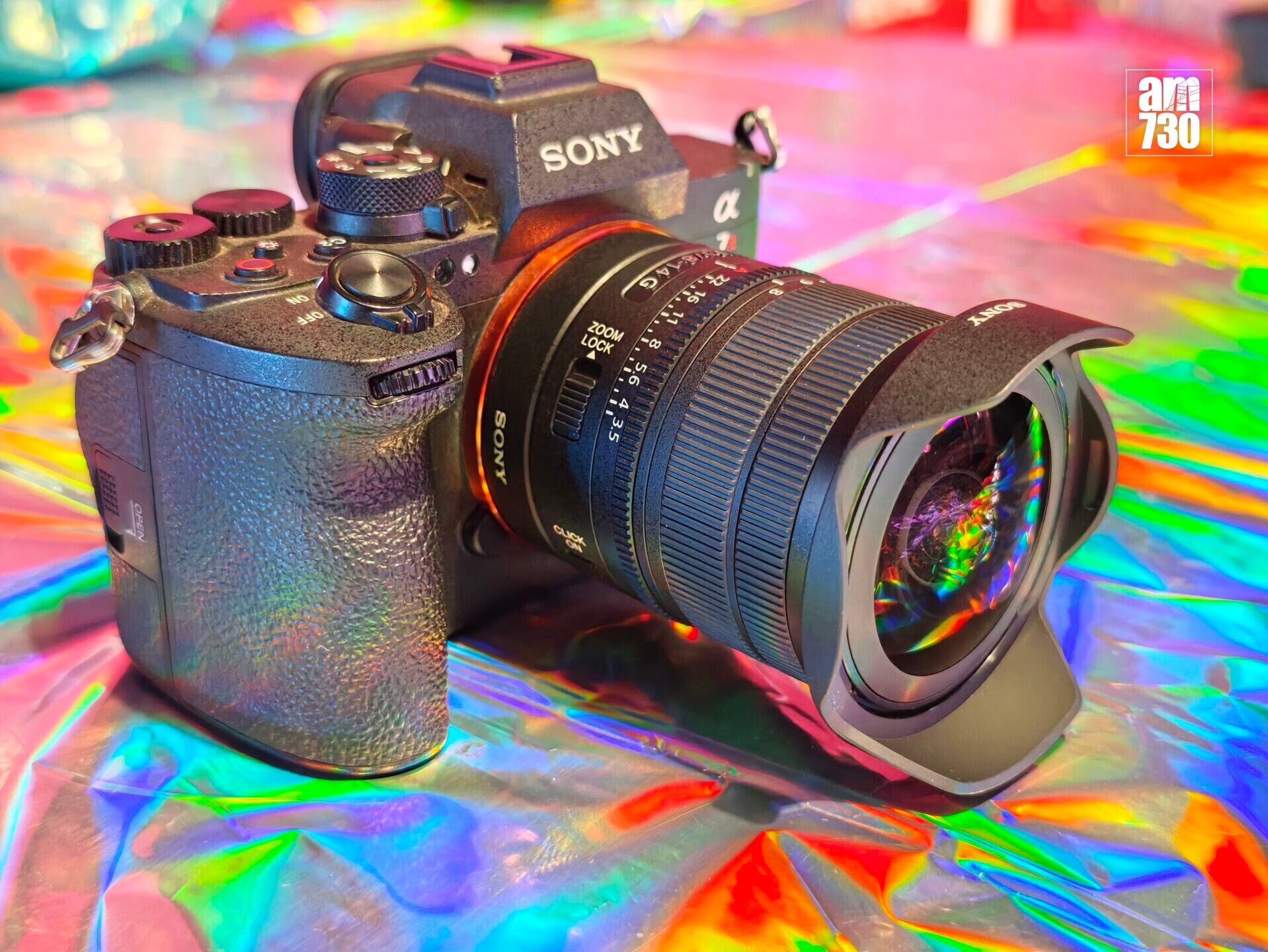 Sony FE 8-14mm F3.5 Fisheye G鏡身設有多個操作鍵。