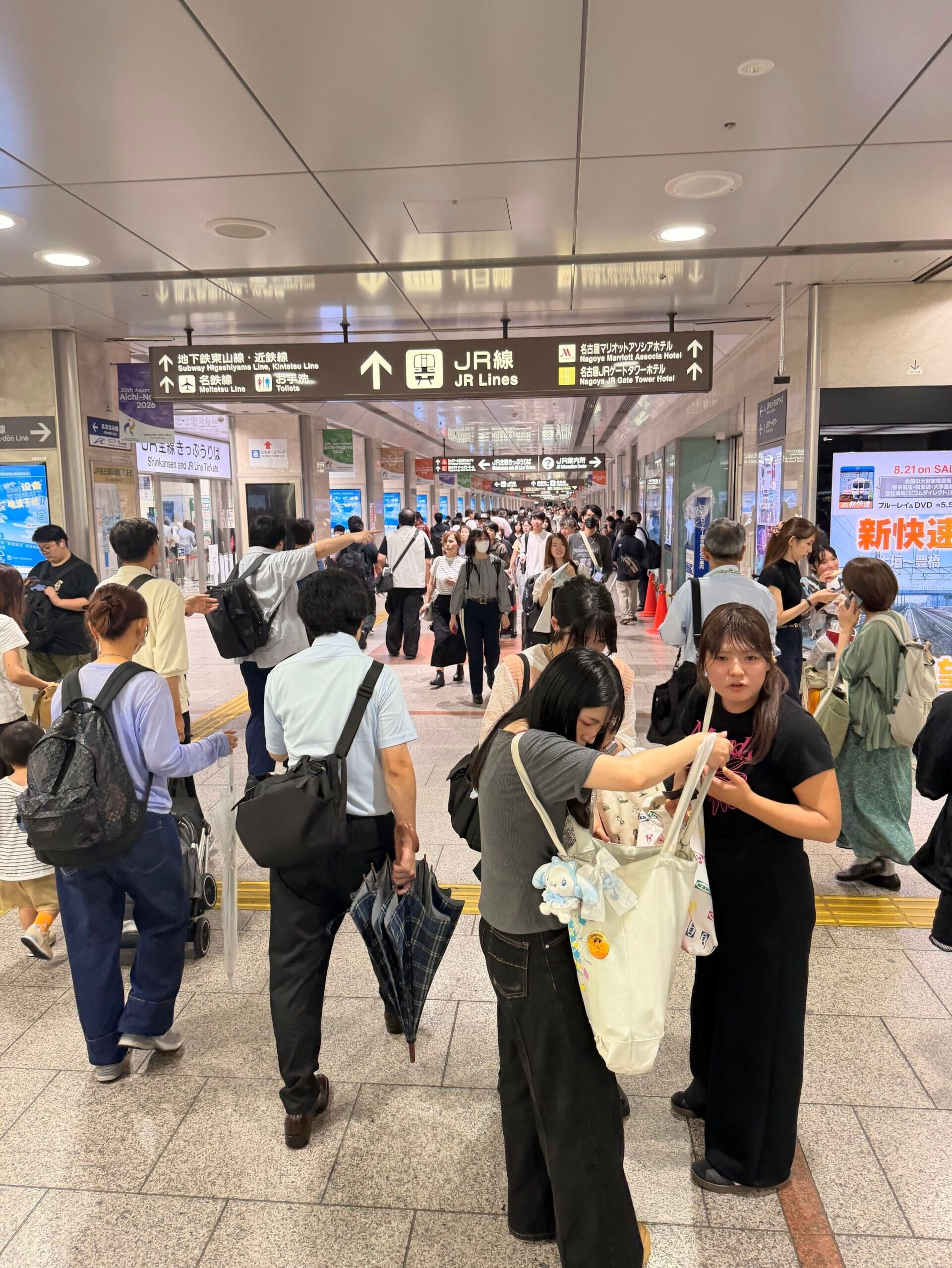 名古屋日前暴雨,無阻上班族返工的決心(Threads圖片)