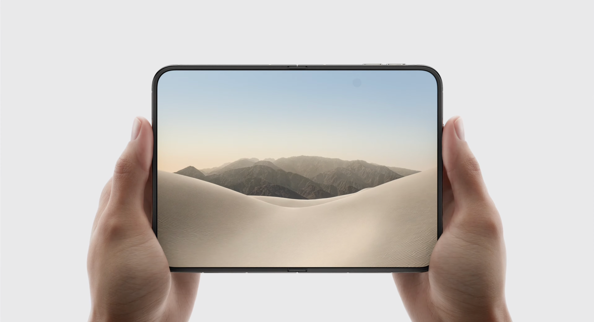 iPhone Duo將內部鏡頭隱藏在屏下,變得更加不起眼。