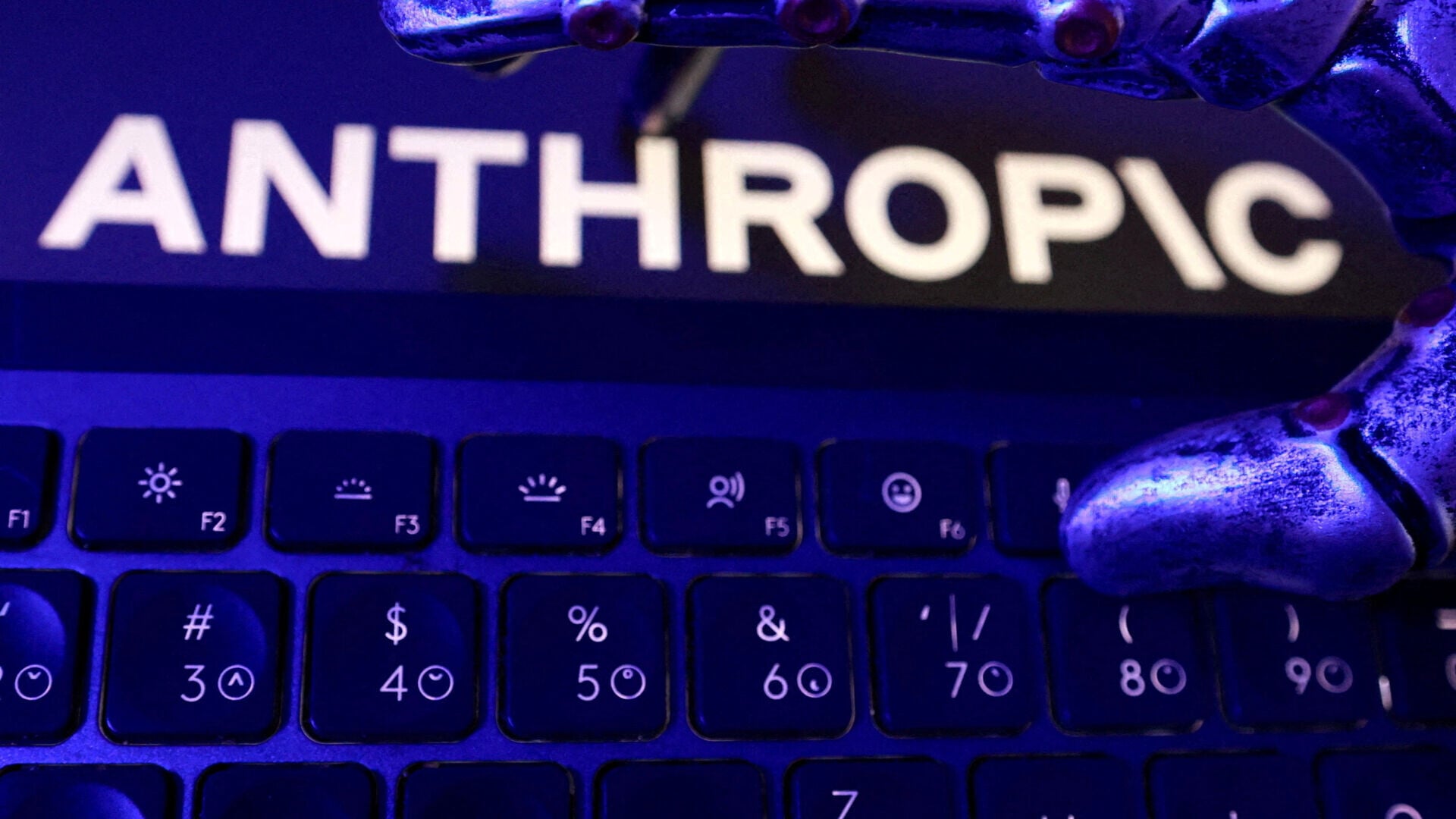 據報Anthropic正洽商引入輝達，成為IPO的基石投資者。(資料圖片/路透社)
