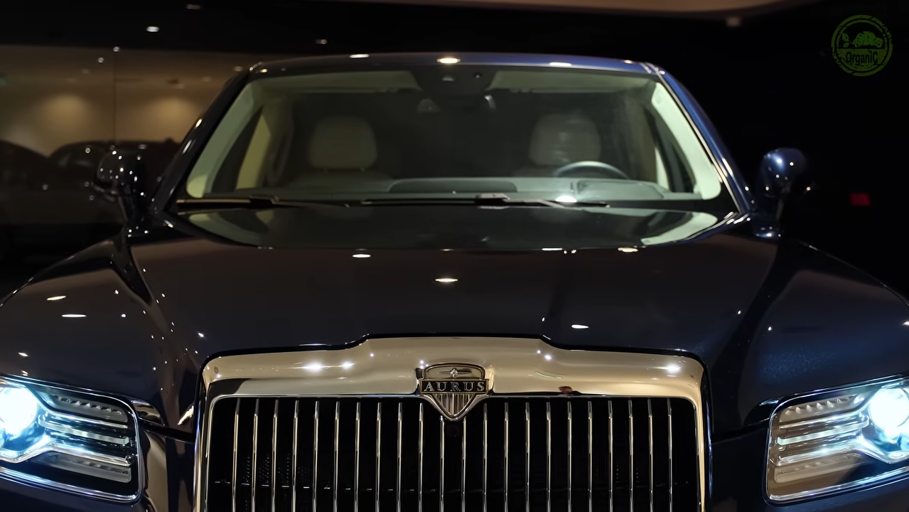 Aurus Senat Interior and Exterior in detail 0 16 screenshot
