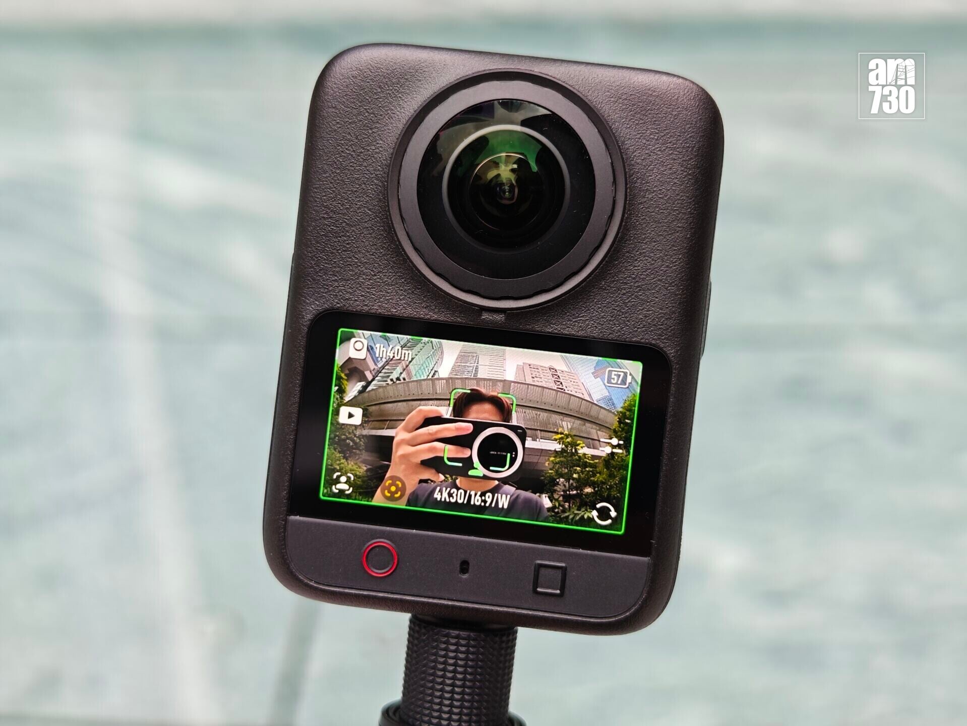 DJI Osmo 360 II最新「主角跟隨」功能,綠框代表已追蹤主體。