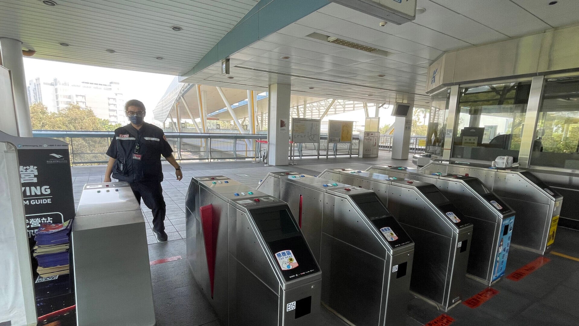 20220303118高雄捷運周一表示，涉事遊客嚴重侵犯員工隱私。(資料圖片/中通社)