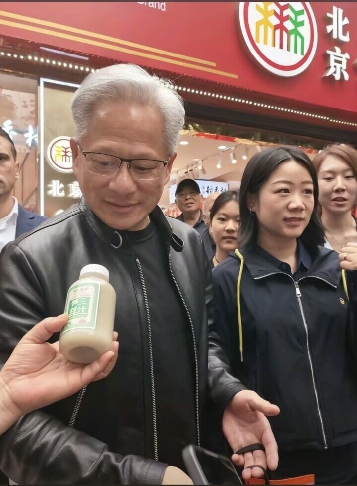HYROX北京站失禁風波 澳洲選手疑喝了「豆汁」肚痾 黃仁勳曾挑戰一啖即皺眉