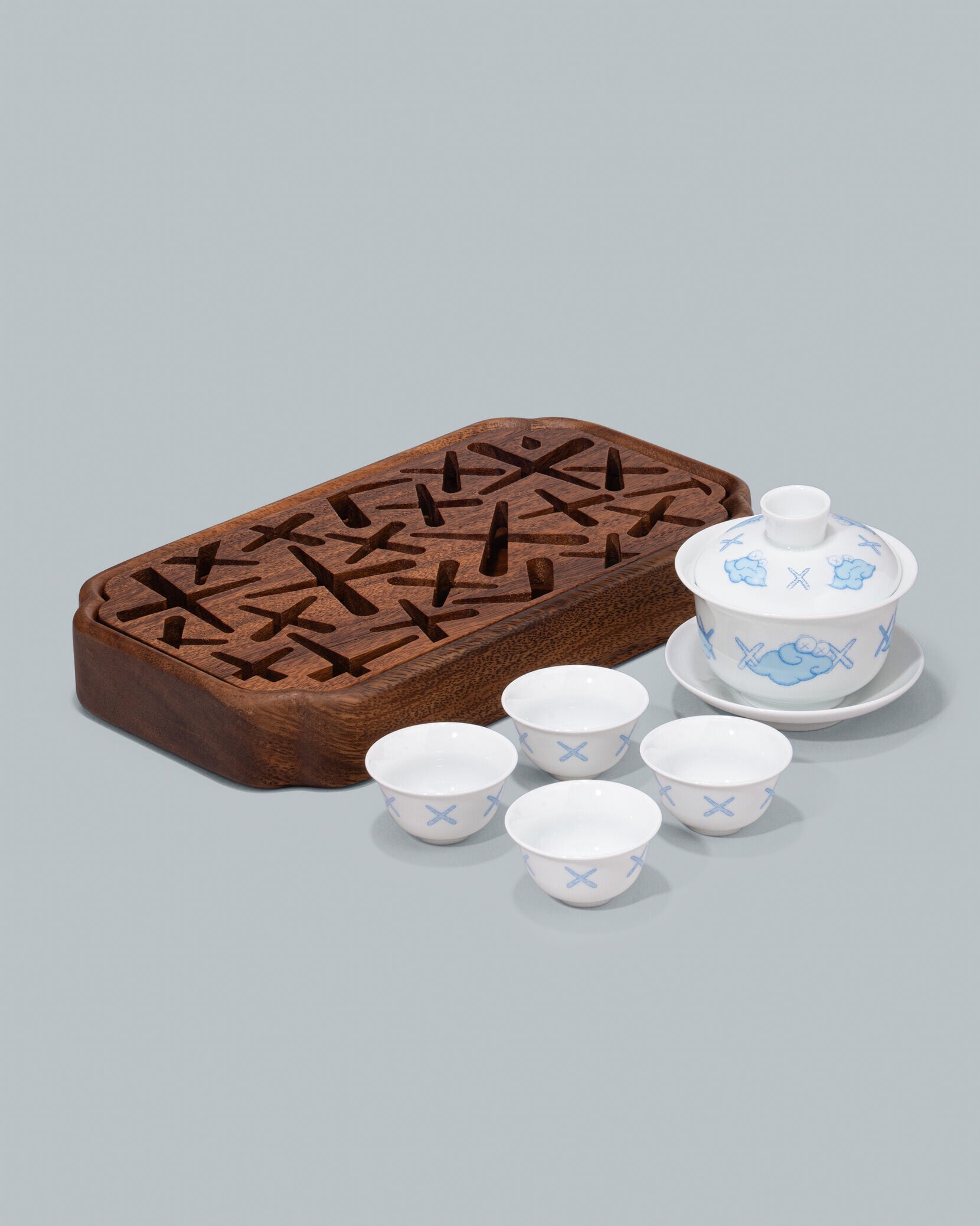 3. Tea Set with Tray 1